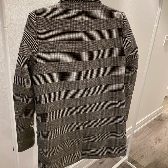 designer blazer - Picture 4 of 6